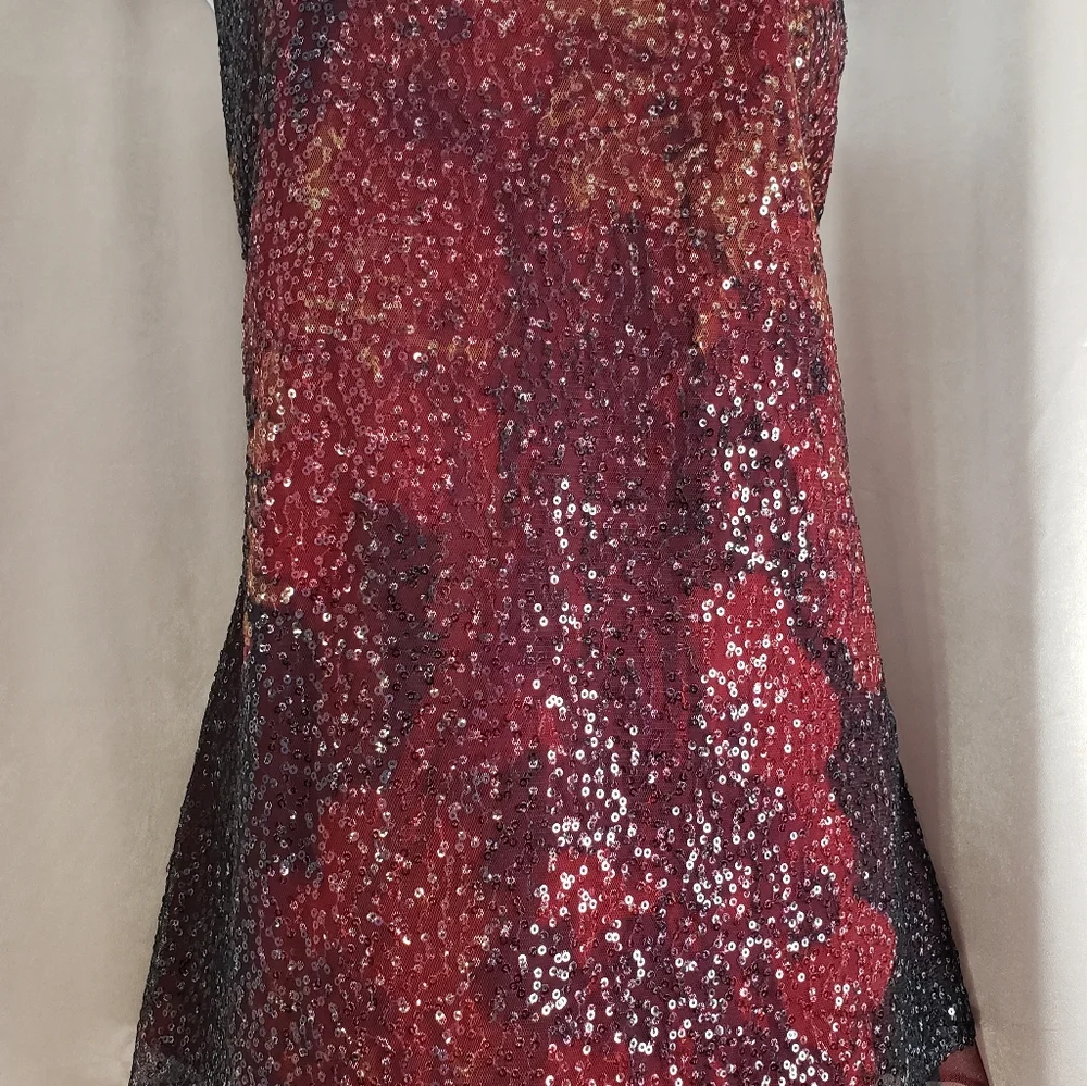 NWOT Elie Tahari red & black sequined blouse top Womens Small - Picture 4 of 5